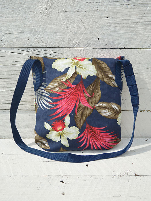 Shoulder Pouch (Hawaiian Floral Java Cloth)