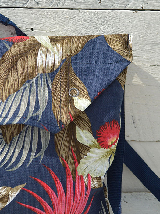 Shoulder Pouch (Hawaiian Floral Java Cloth)
