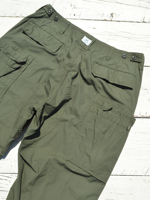 Overgrown Pants 4/5 (Army Ripstop)　