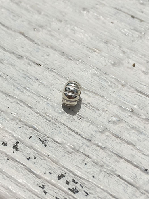 OT-B0002　SHELL BEAD