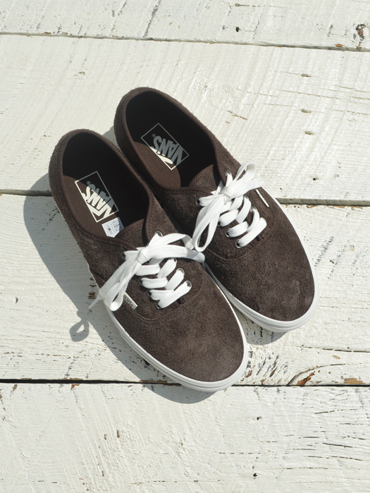 Authentic (Suede)