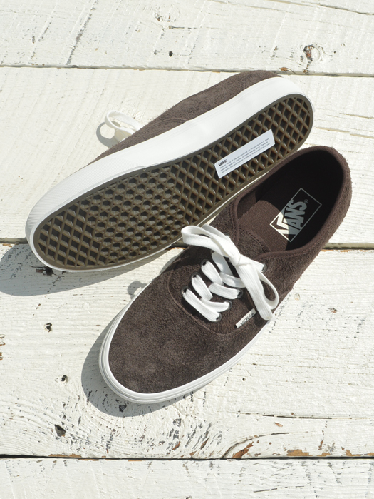 Authentic (Suede)