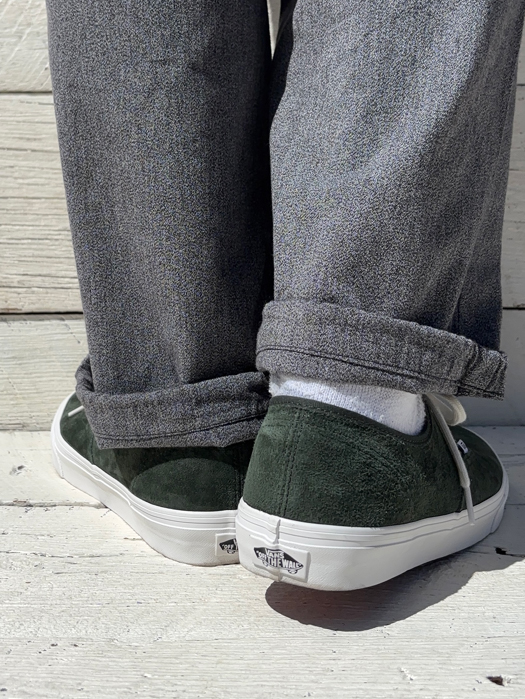 Authentic (Pig Suede)