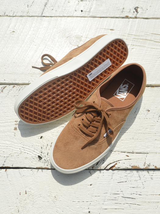 Authentic (Pig Suede)