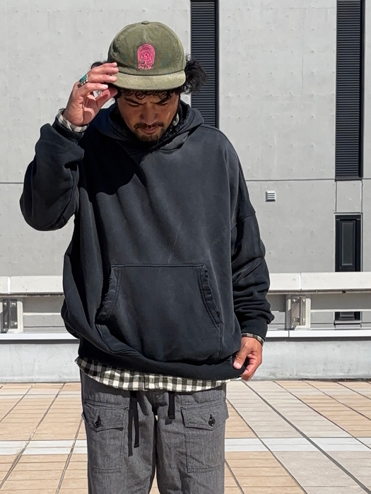 【MOOJI MOOJI】 Oversized Crop Hoodie