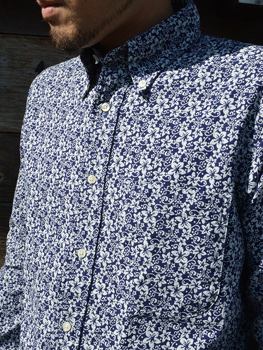 NAT-U-RAL別注　STANDARD FIT BUTTON DOWN STIRT (Floral Jaquard)